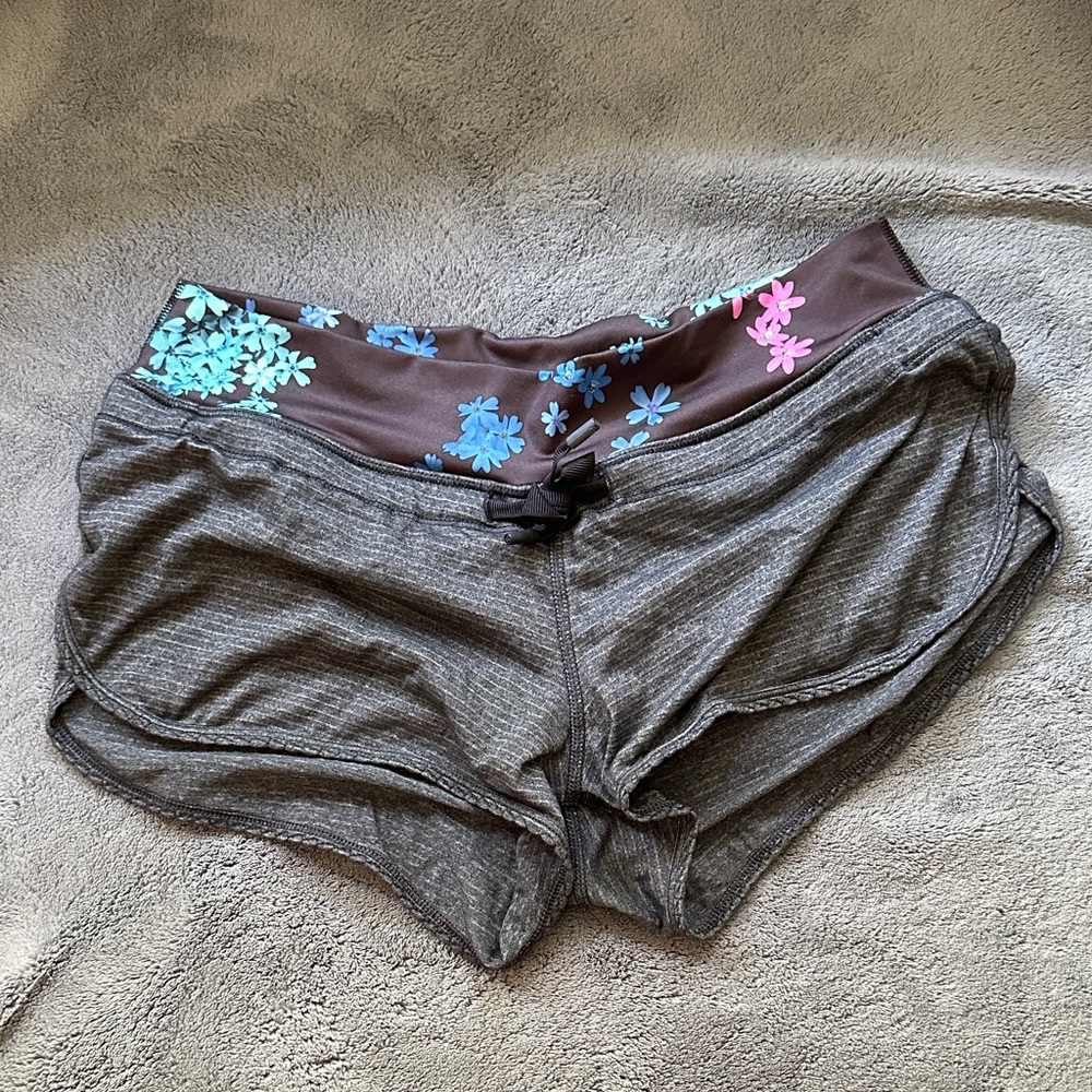 Lululemon Gray Athletic Shorts with Floral Waistband - Picture 1 of 2